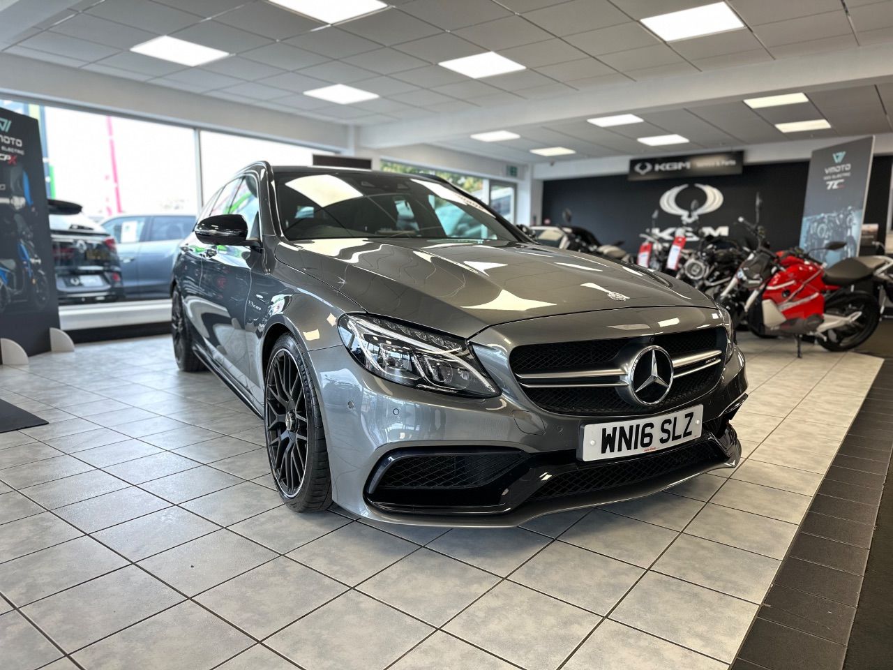 2016 Mercedes-Benz C Class
