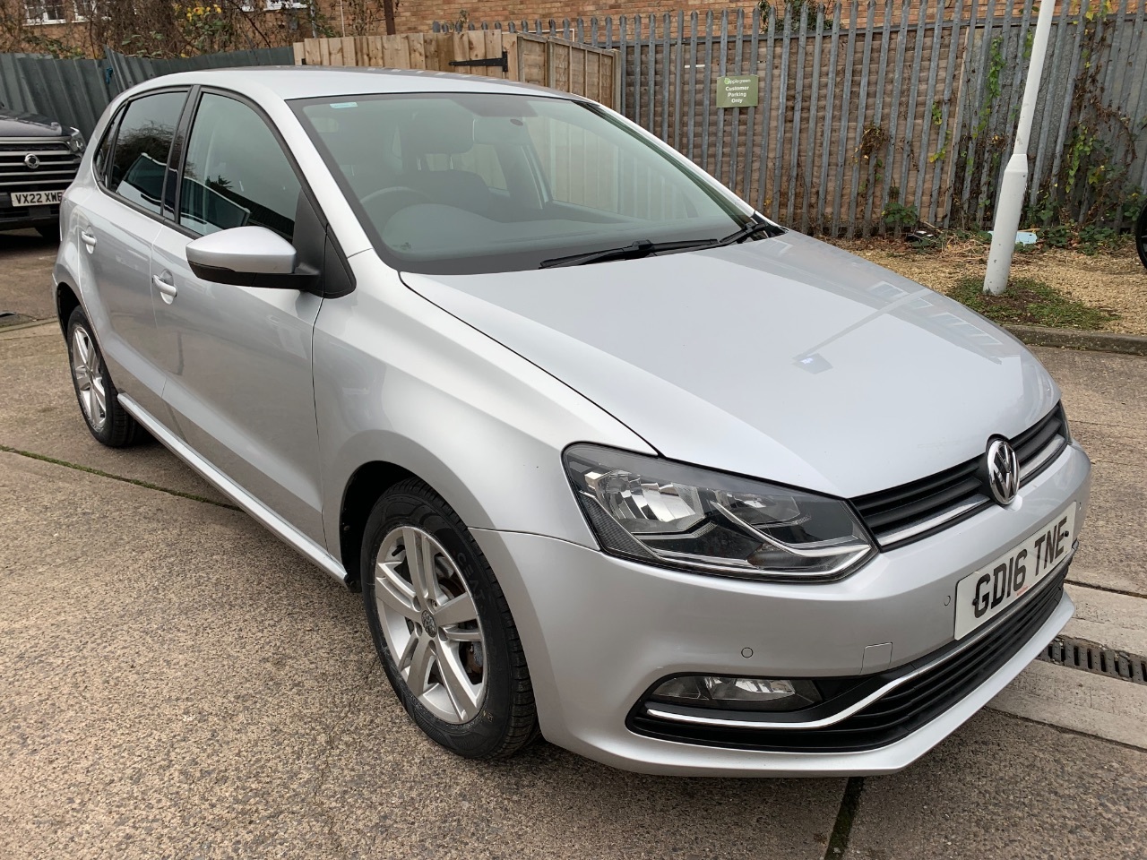 2016 Volkswagen Polo